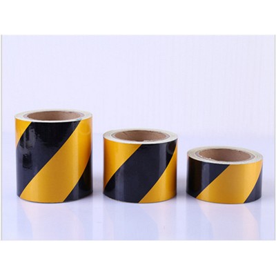 警示胶带