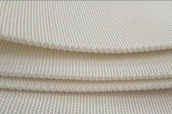 涤纶长丝透气层